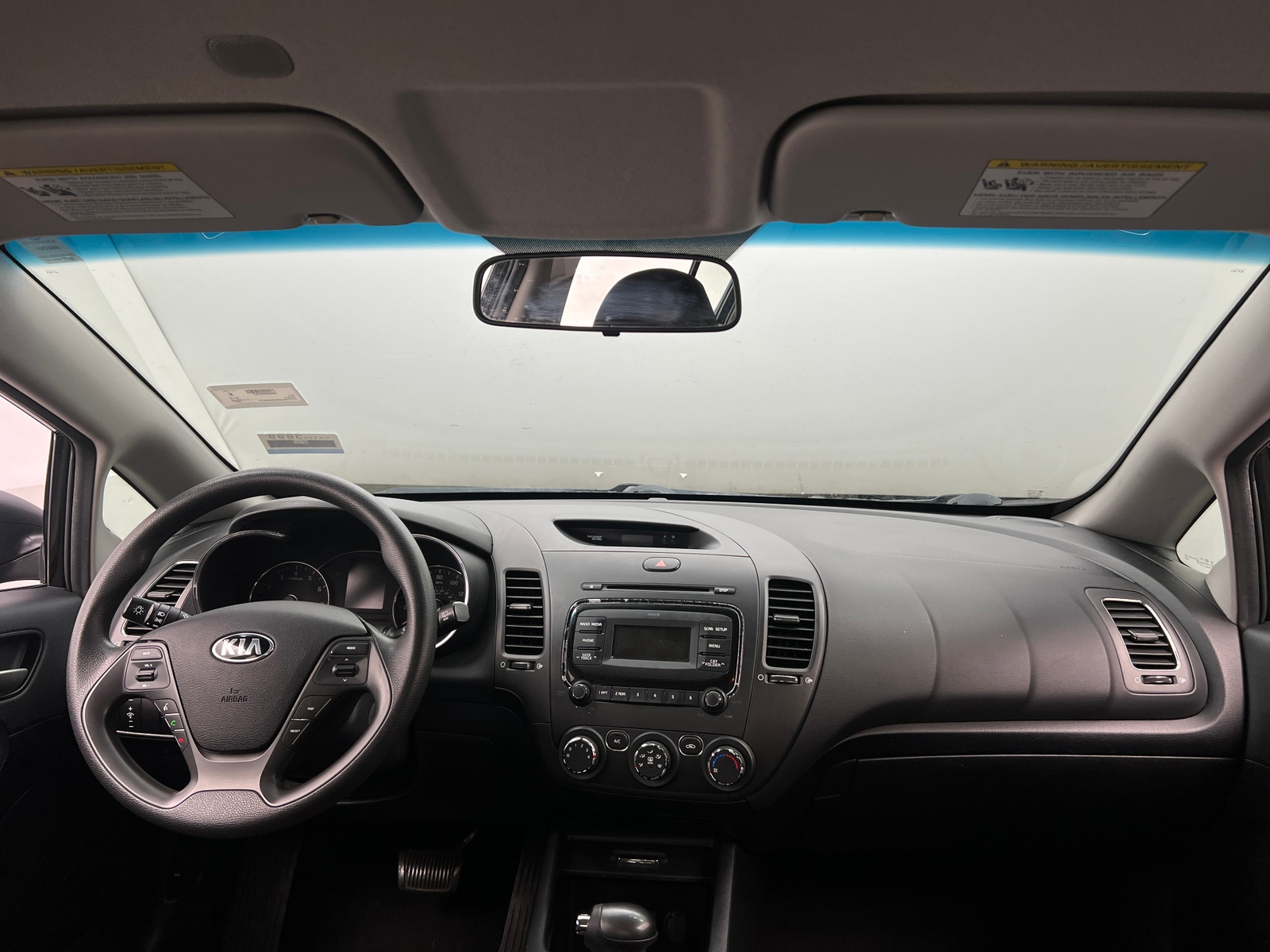 Thumbnail: 2017 Kia Forte - 3