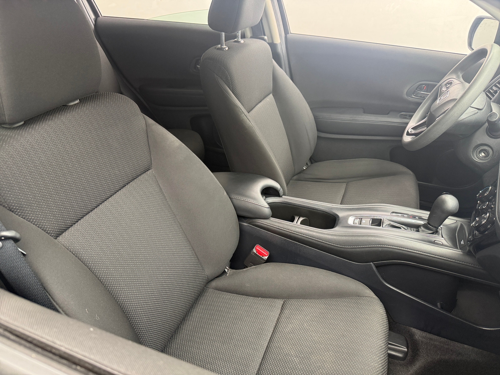 Thumbnail: 2018 Honda HR-V - 2