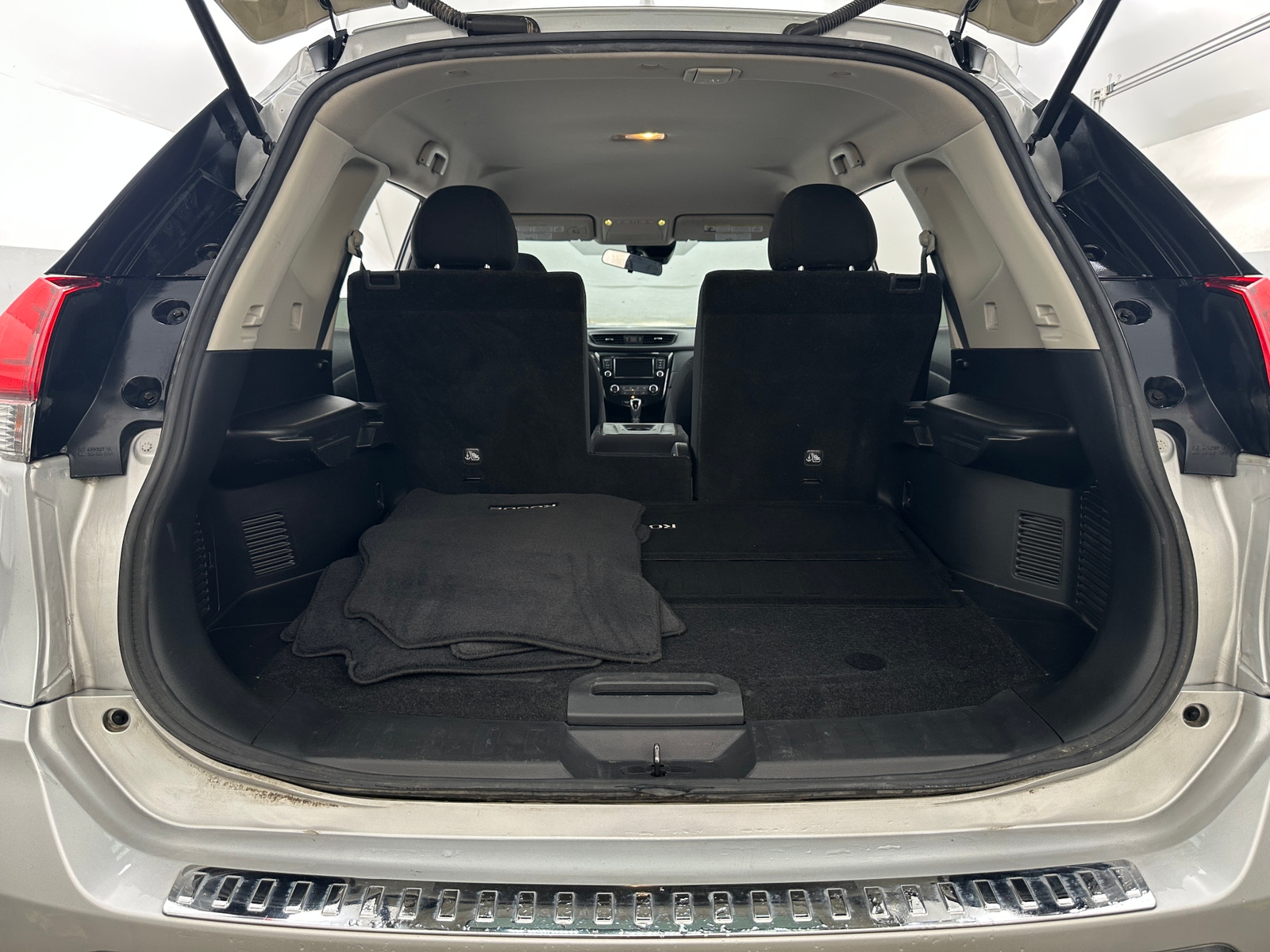 Thumbnail: 2019 Nissan Rogue - 7