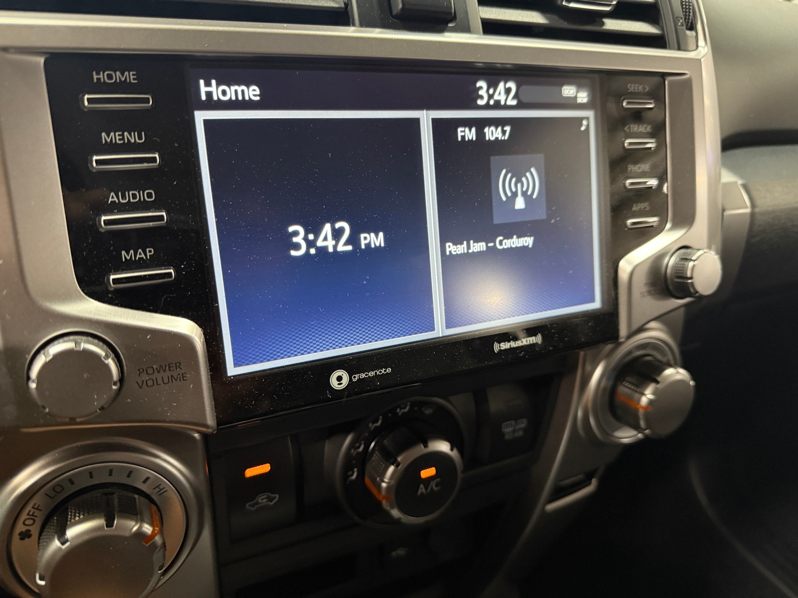 Thumbnail: 2023 Toyota 4Runner - 4