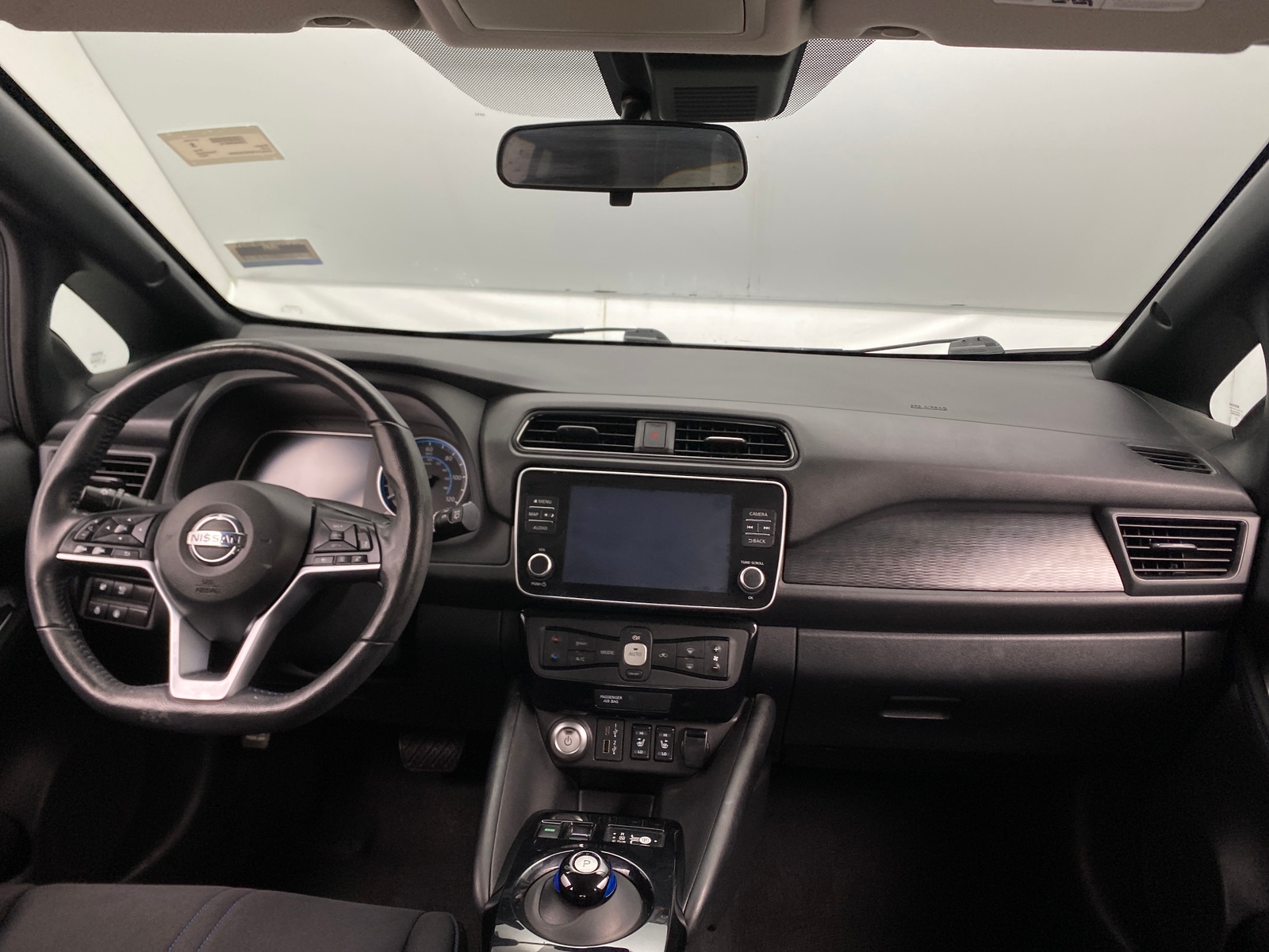 Thumbnail: 2021 Nissan Leaf - 3
