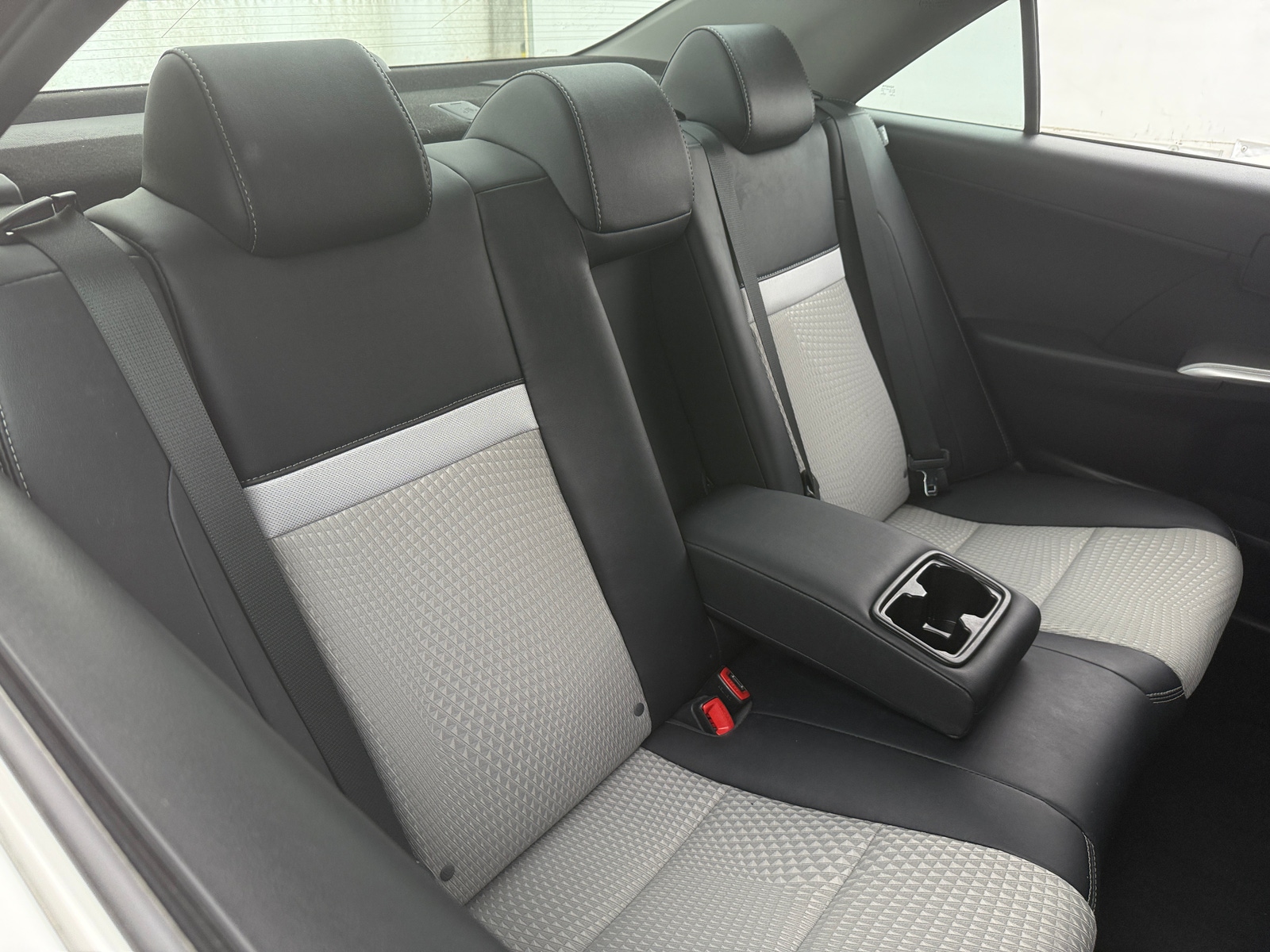 Thumbnail: 2013 Toyota Camry - 6
