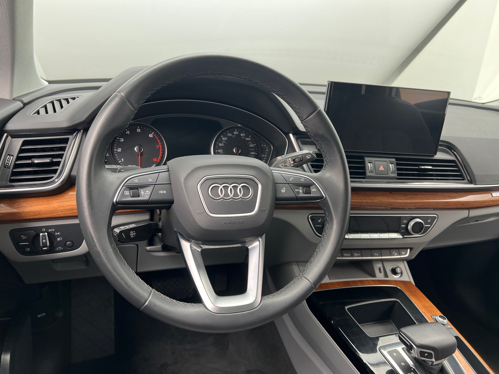 Thumbnail: 2022 Audi Q5 - 4