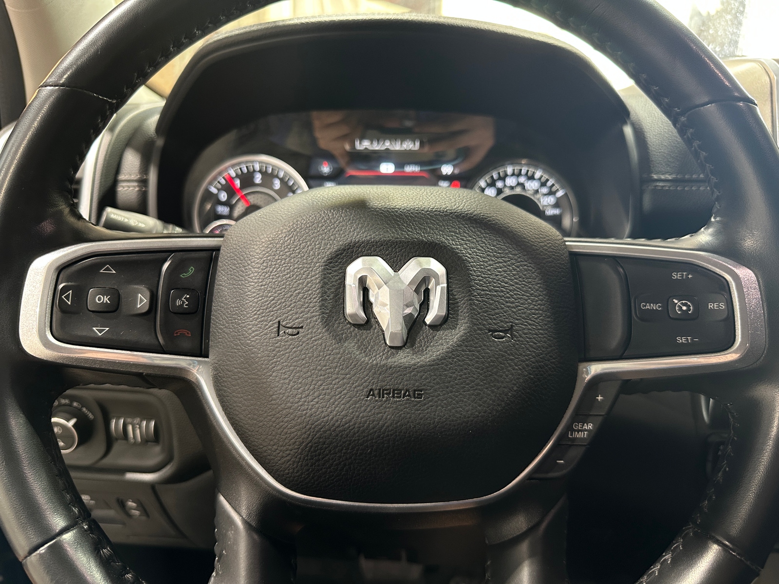 Thumbnail: 2022 RAM 1500 - 4