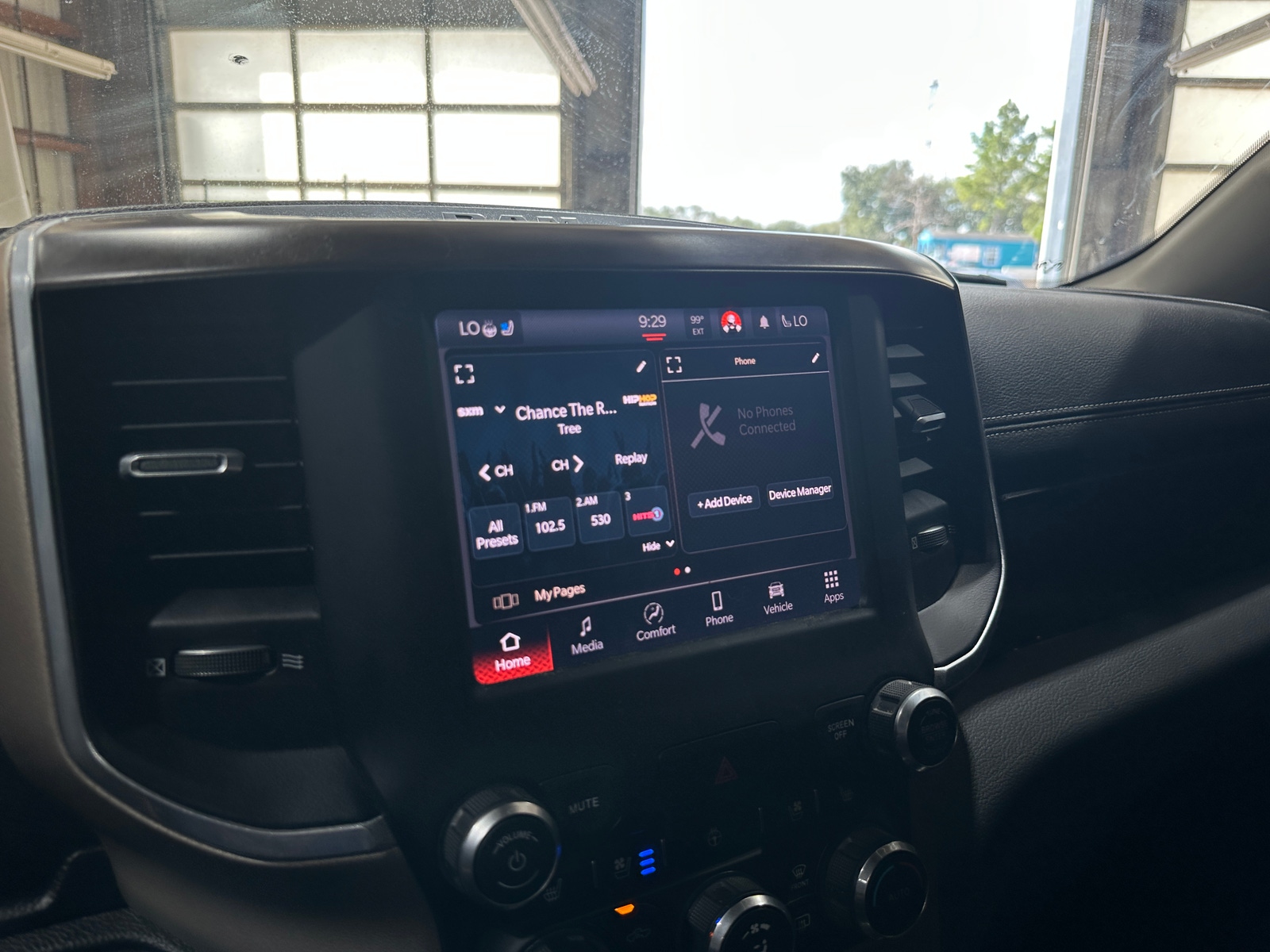 Thumbnail: 2022 RAM 1500 - 3