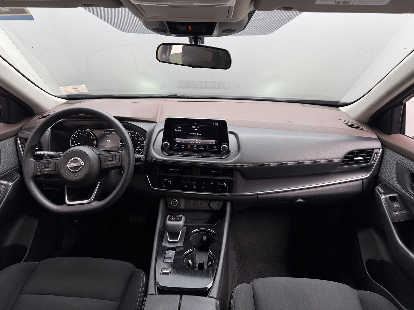 Thumbnail: 2023 Nissan Rogue - 3