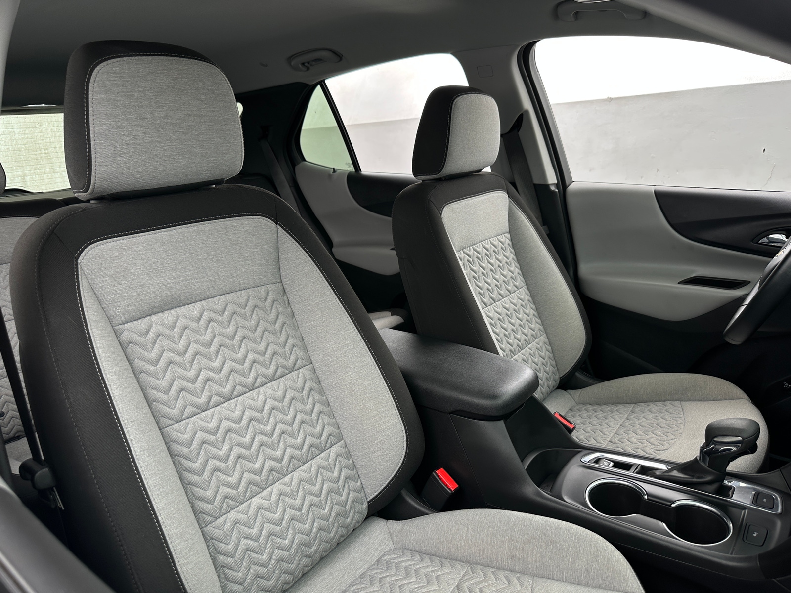 Thumbnail: 2023 Chevrolet Equinox - 2