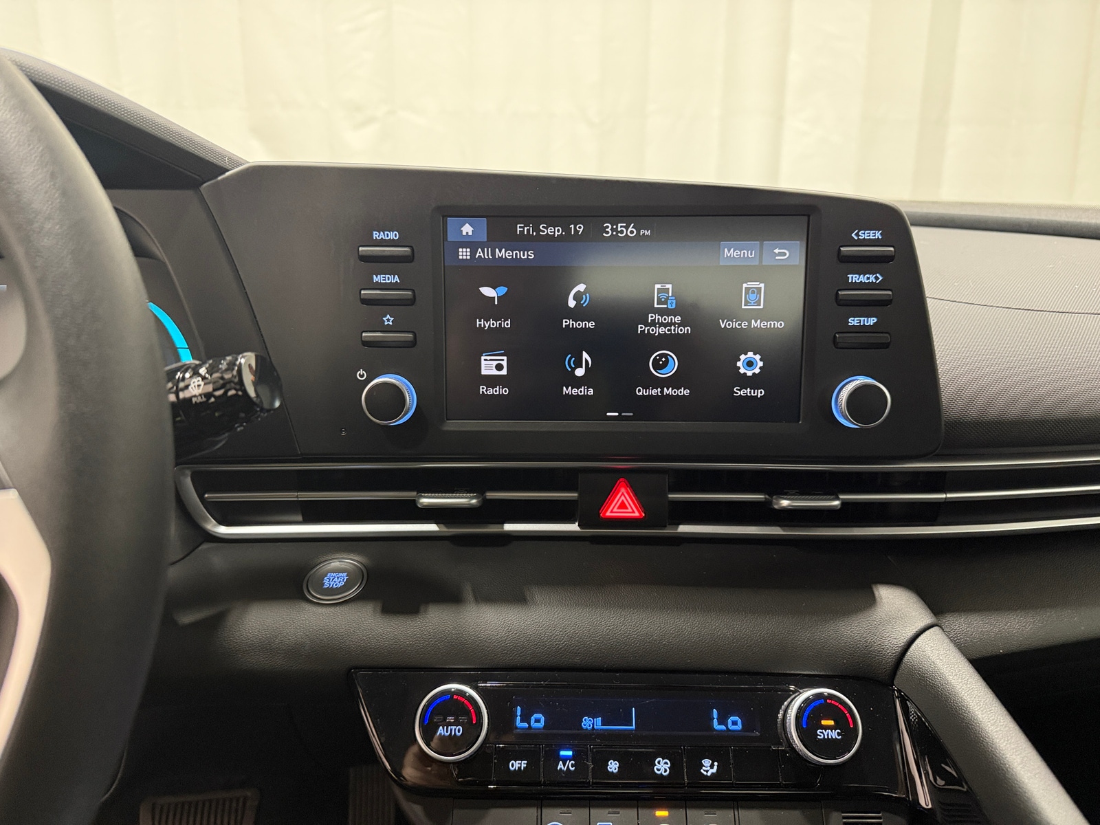 Thumbnail: 2025 Hyundai Elantra - 4