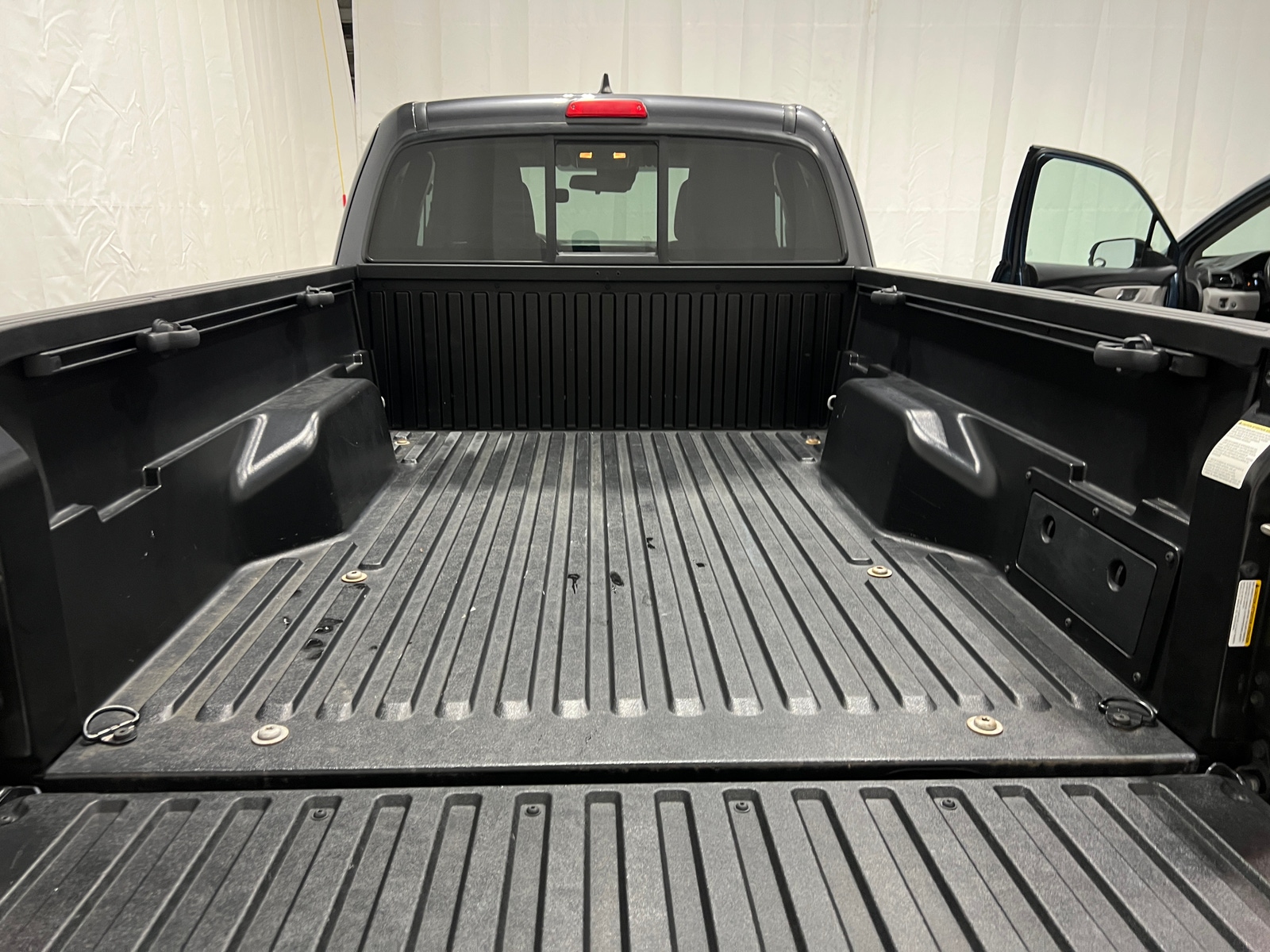 Thumbnail: 2019 Toyota Tacoma - 7