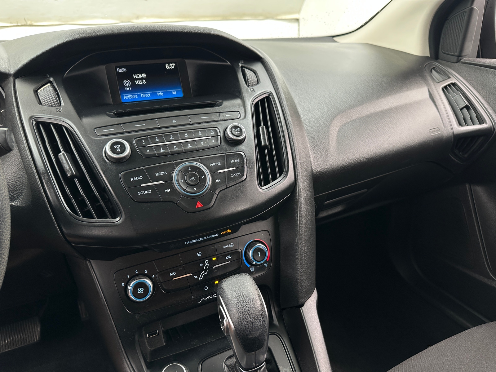 Thumbnail: 2017 Ford Focus - 4