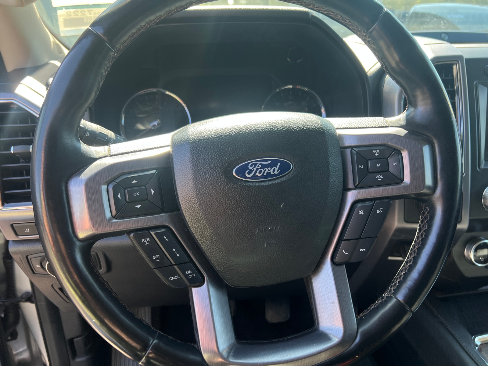 Thumbnail: 2019 Ford Expedition - 4