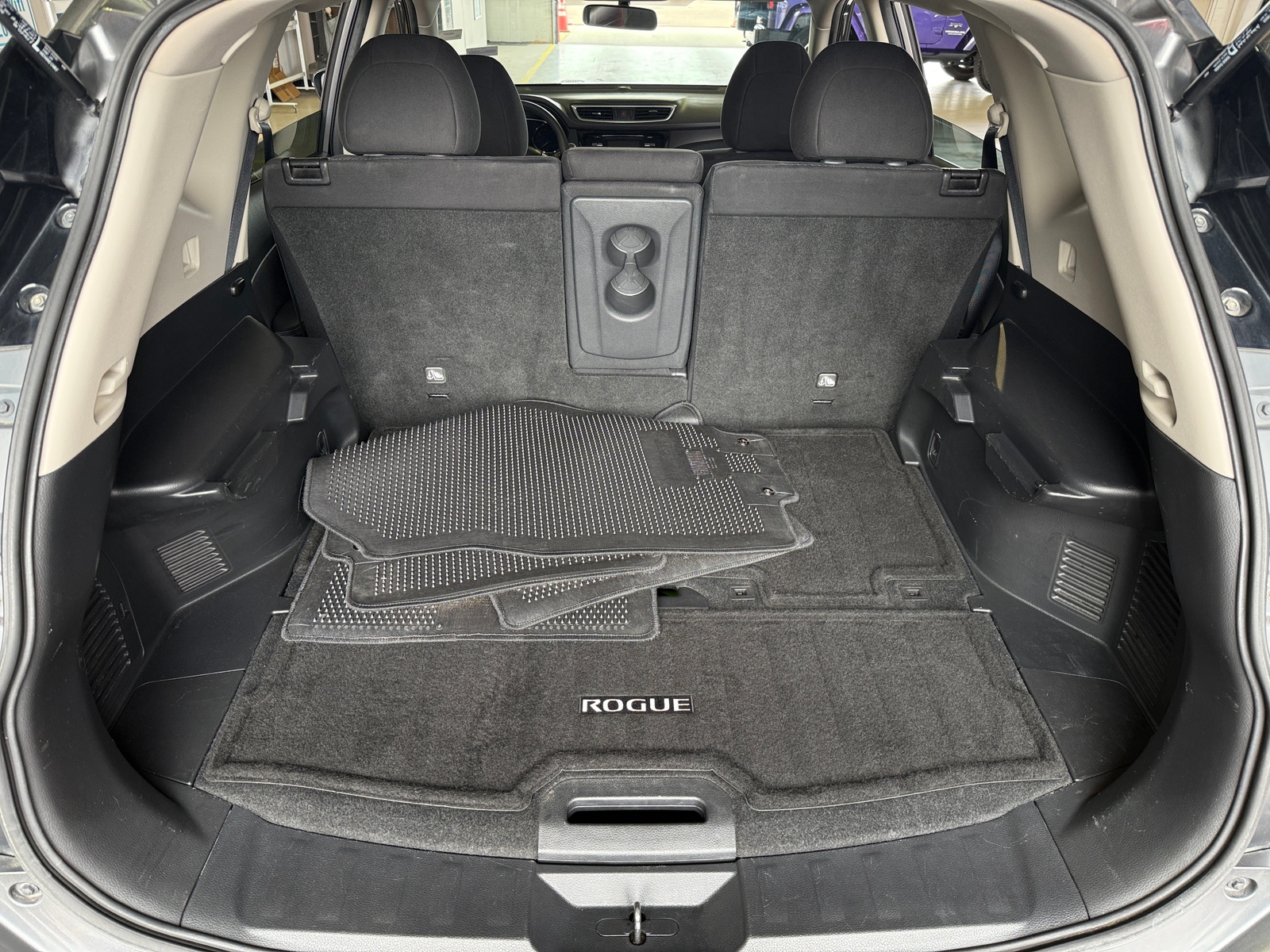 Thumbnail: 2015 Nissan Rogue - 7