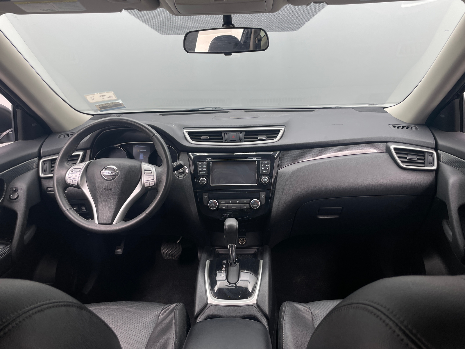 Thumbnail: 2016 Nissan Rogue - 2
