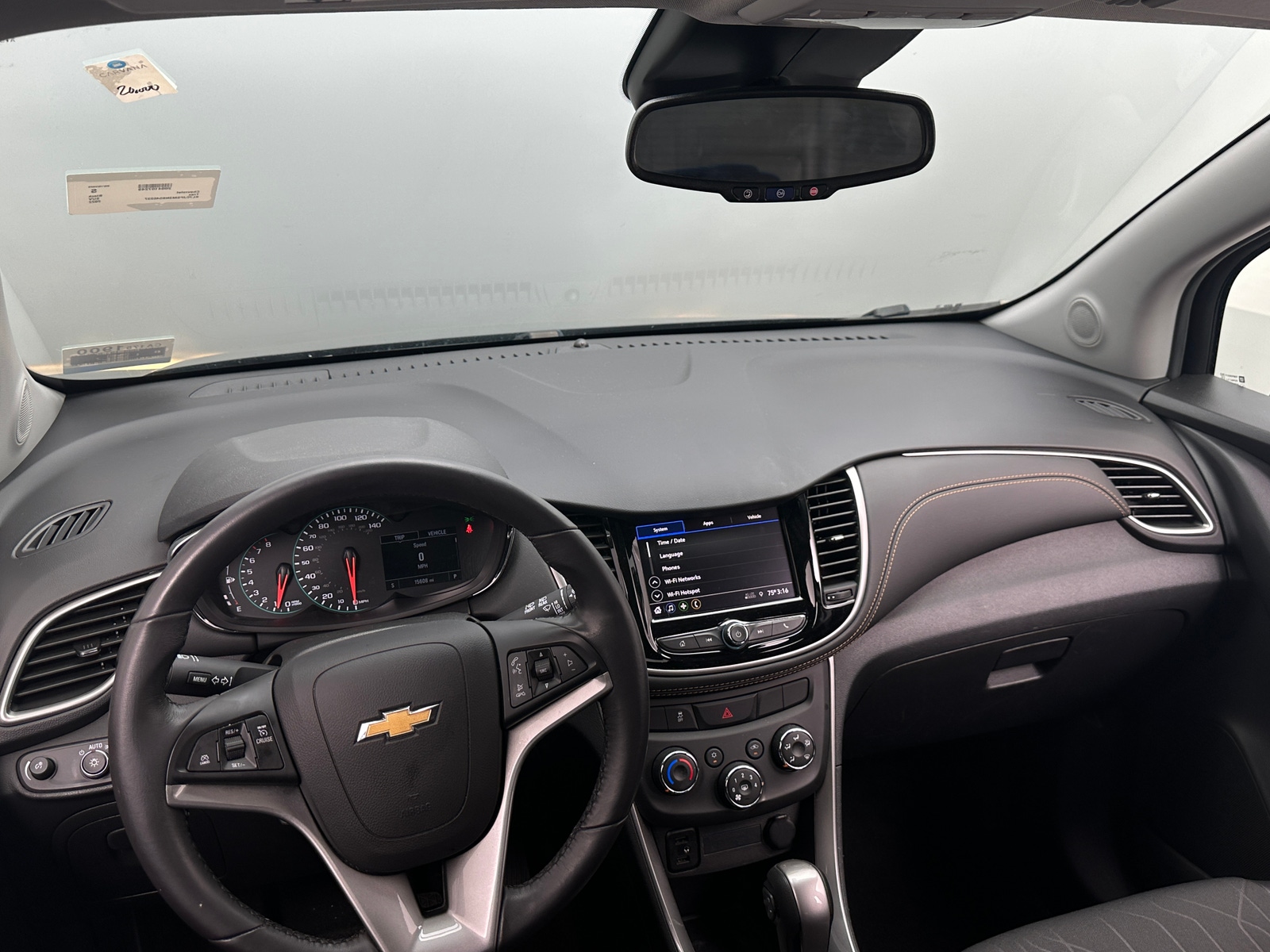 Thumbnail: 2022 Chevrolet Trax - 2