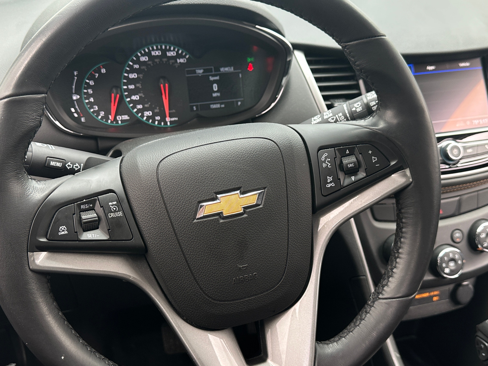 Thumbnail: 2022 Chevrolet Trax - 4