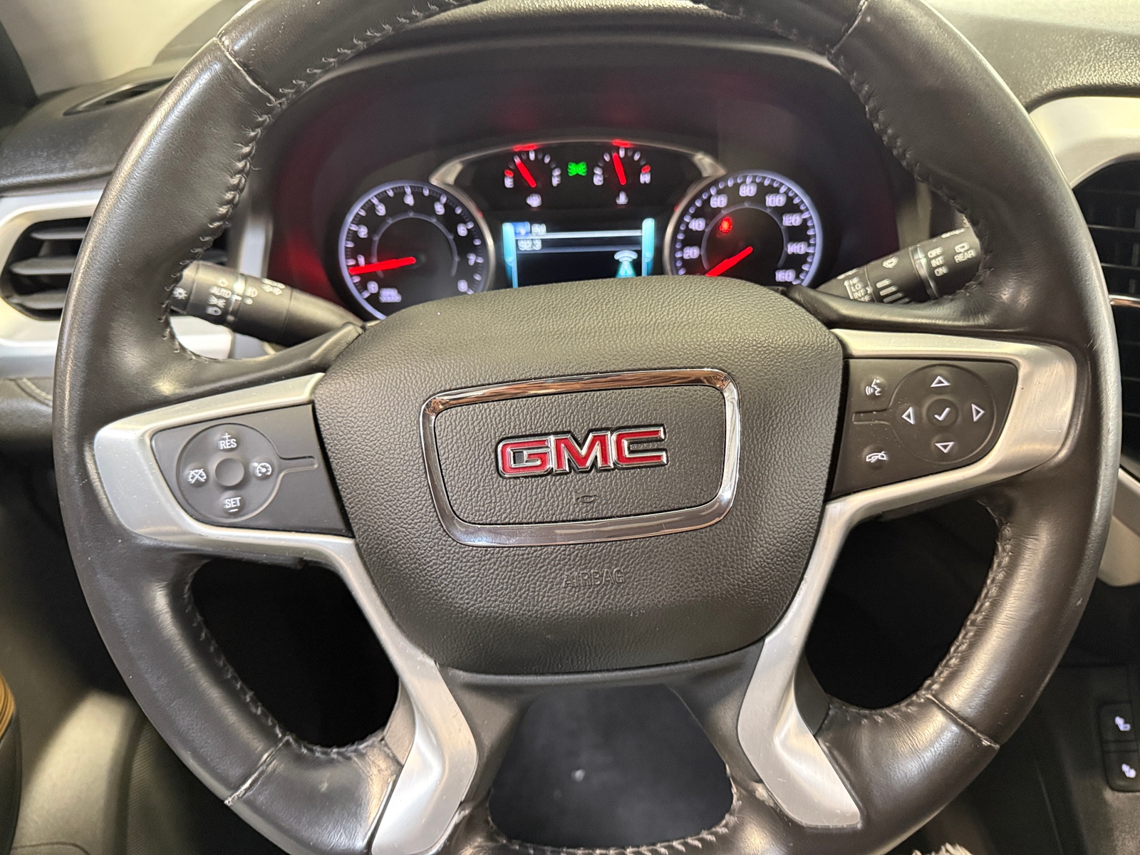 Thumbnail: 2018 GMC Acadia - 5