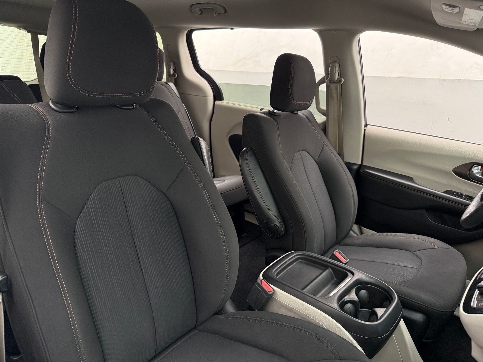 Thumbnail: 2018 Chrysler Pacifica - 2