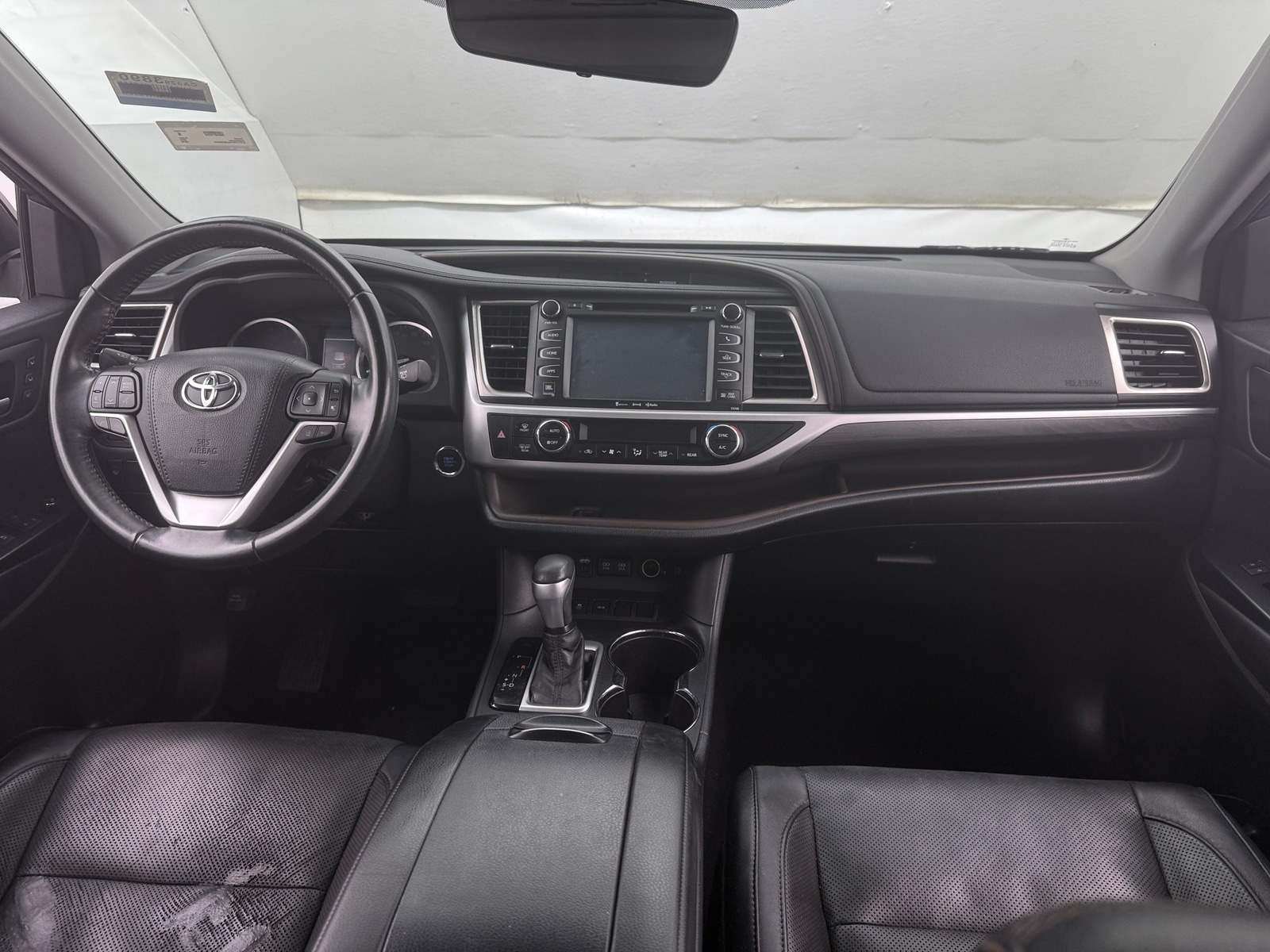 Thumbnail: 2018 Toyota Highlander - 2