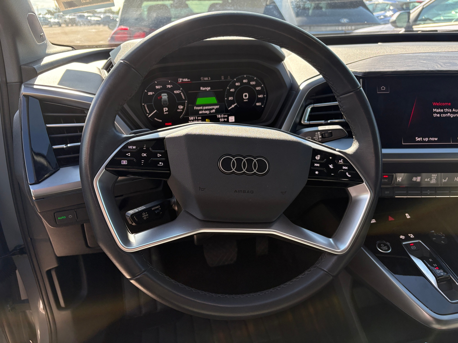 Thumbnail: 2024 Audi Q4 e-tron - 4