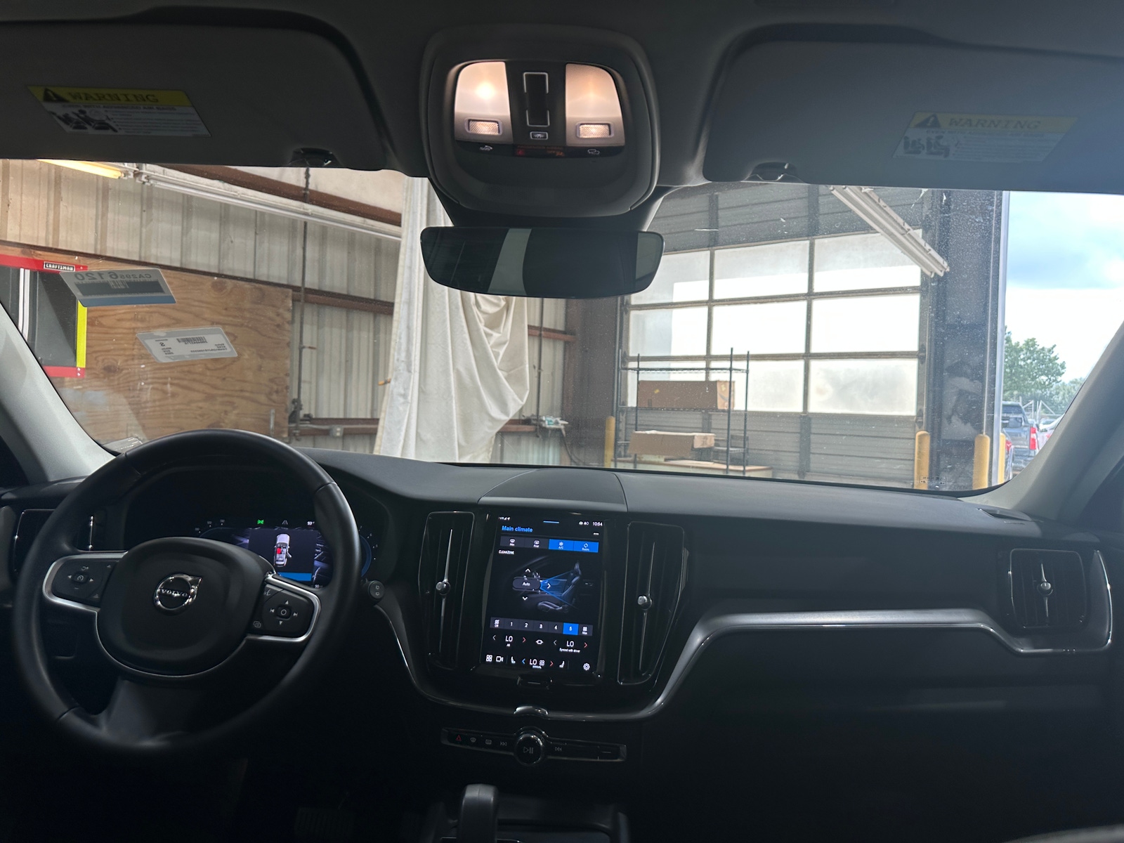 Thumbnail: 2025 Volvo XC60 - 2