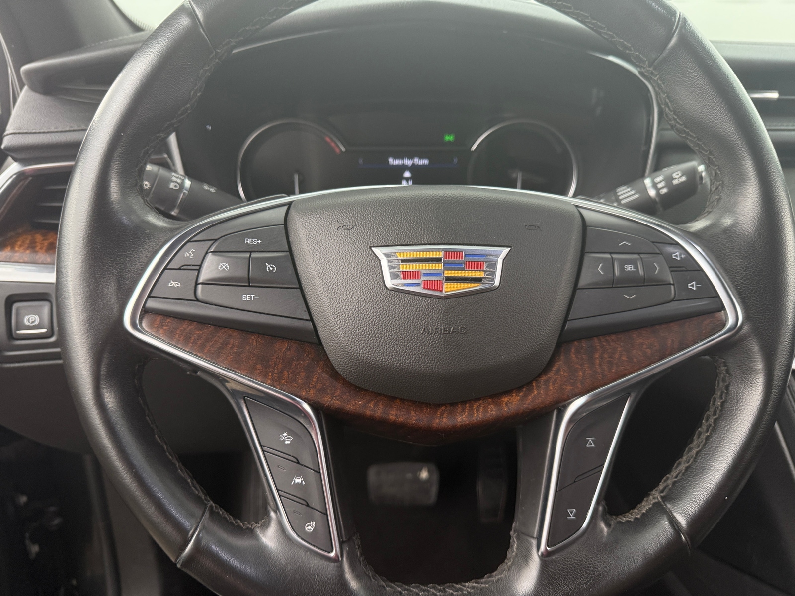 Thumbnail: 2020 Cadillac XT5 - 4