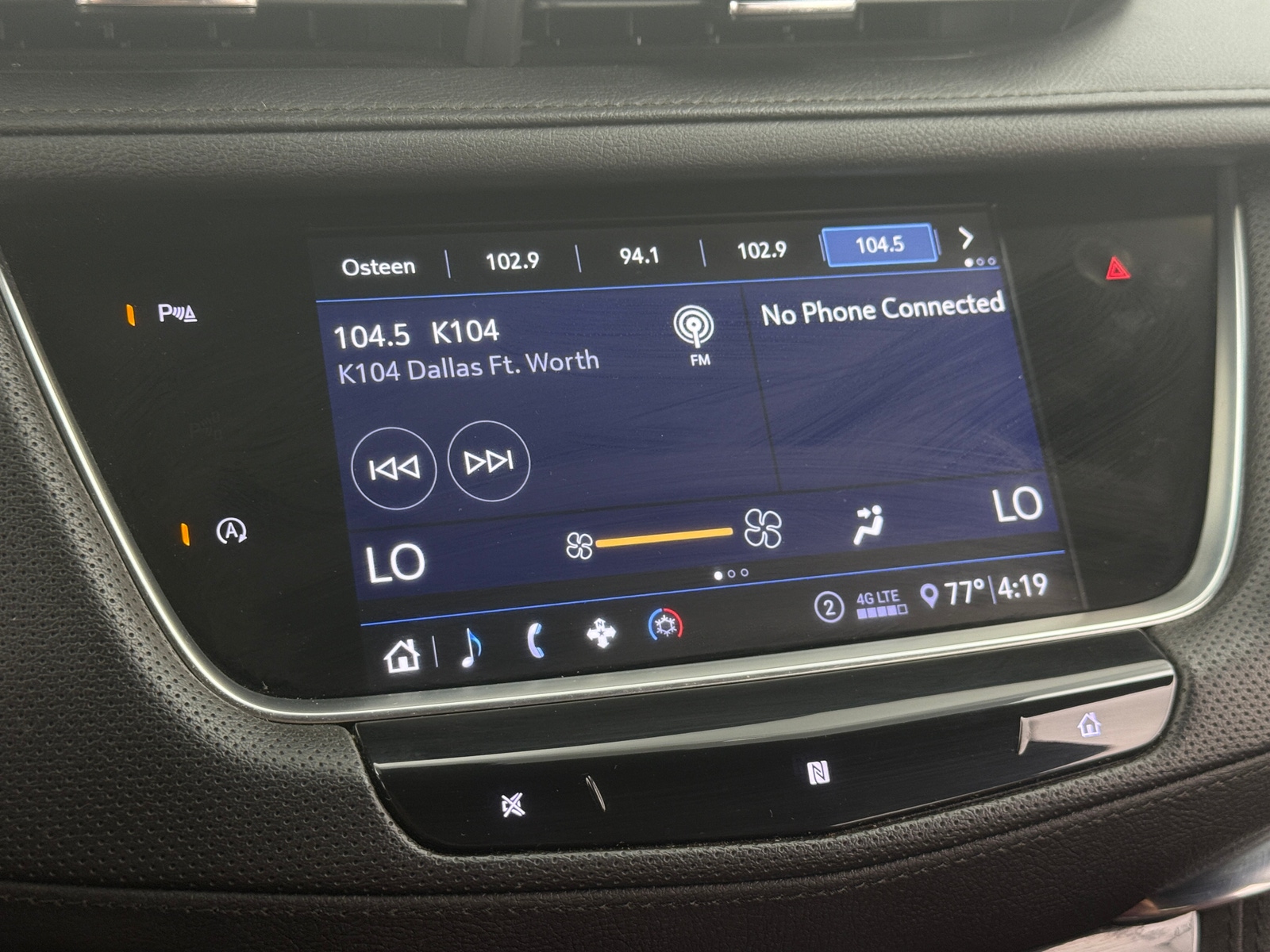 Thumbnail: 2020 Cadillac XT5 - 3