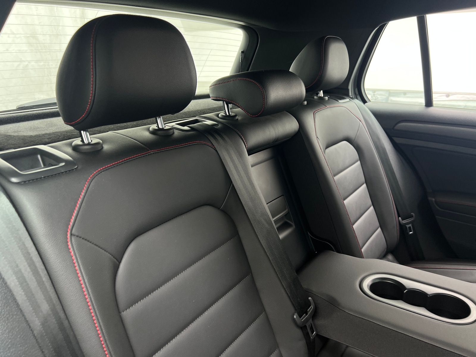 Thumbnail: 2019 Volkswagen Golf - 5
