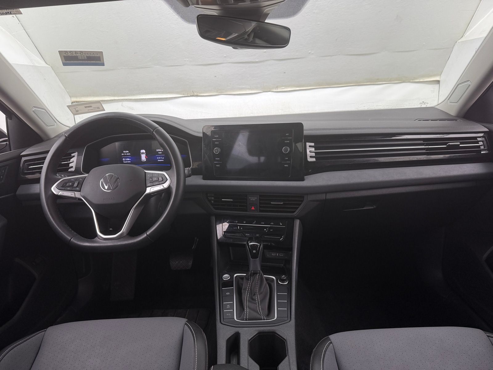 Thumbnail: 2025 Volkswagen Jetta - 2