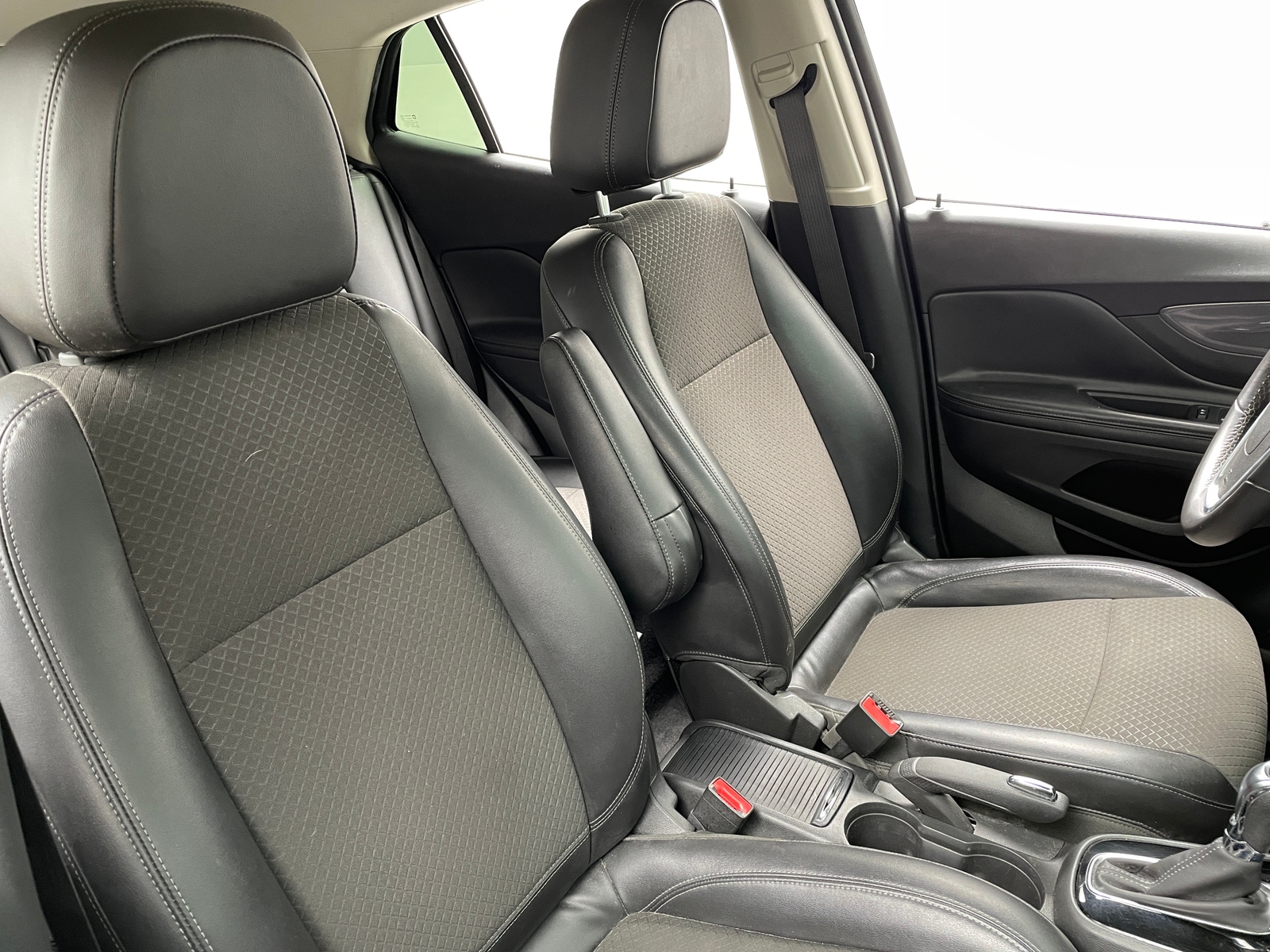 Thumbnail: 2020 Buick Encore - 2