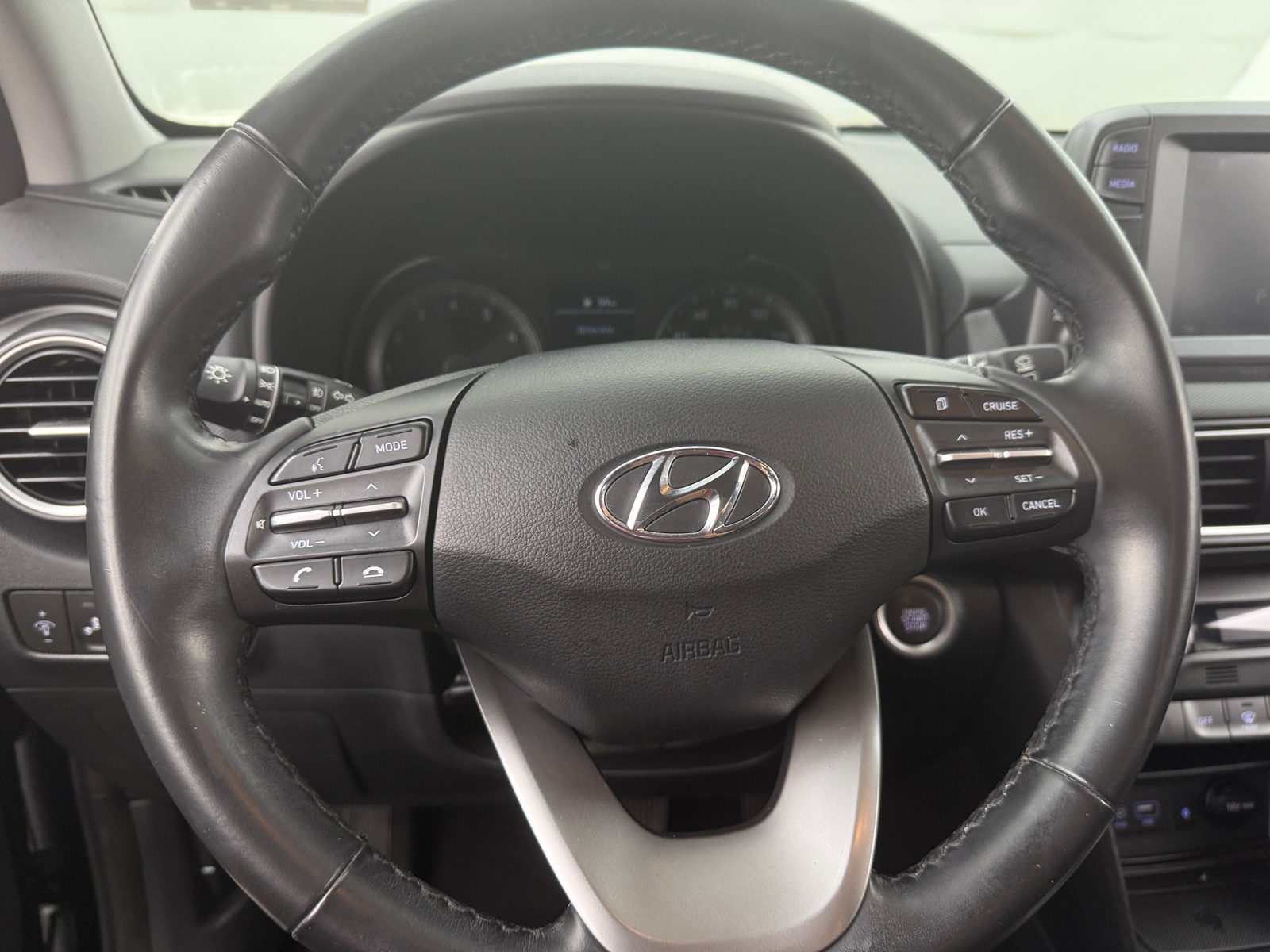 Thumbnail: 2020 Hyundai Kona - 4