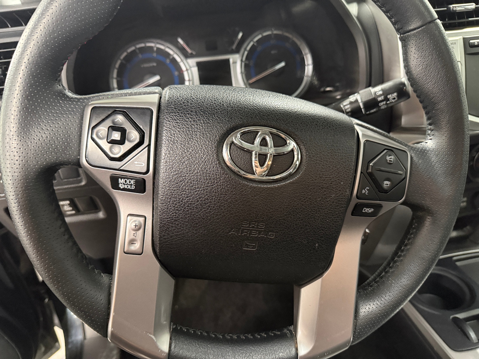 Thumbnail: 2016 Toyota 4Runner - 4
