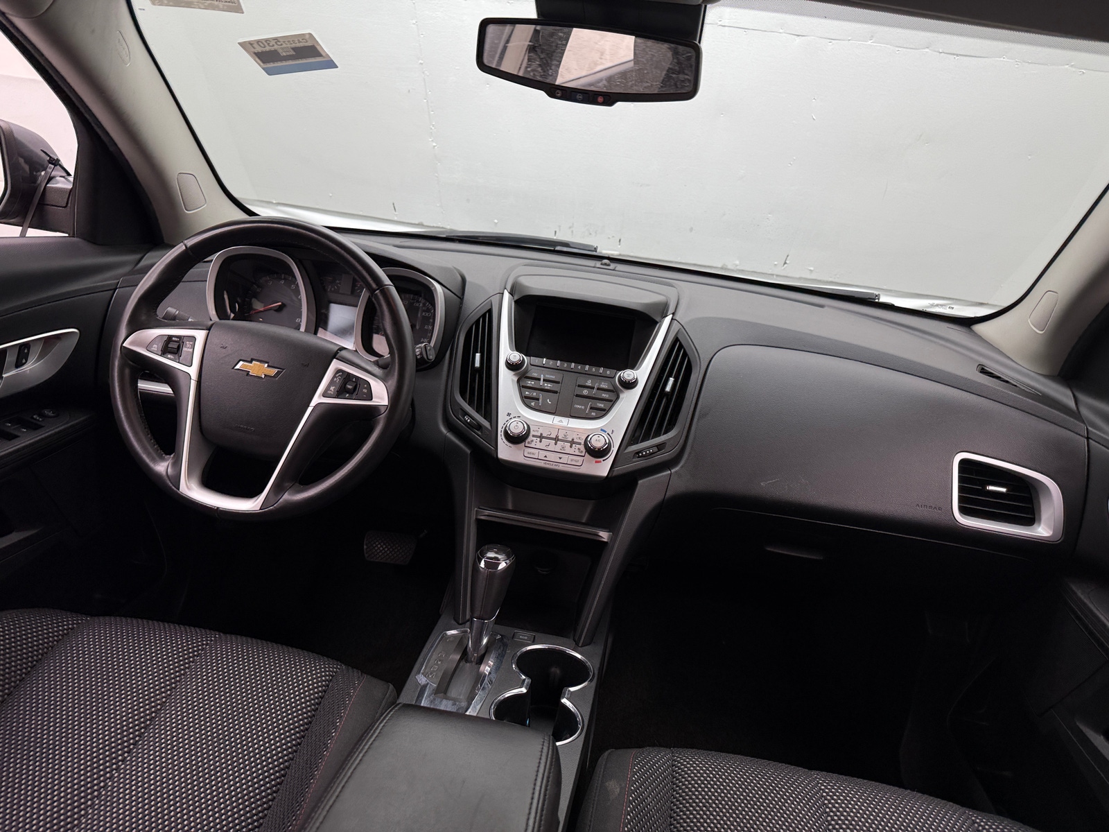 Thumbnail: 2017 Chevrolet Equinox - 3