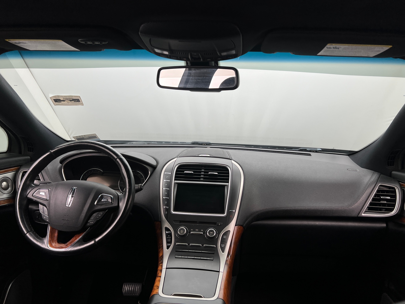 Thumbnail: 2016 Lincoln MKX - 2