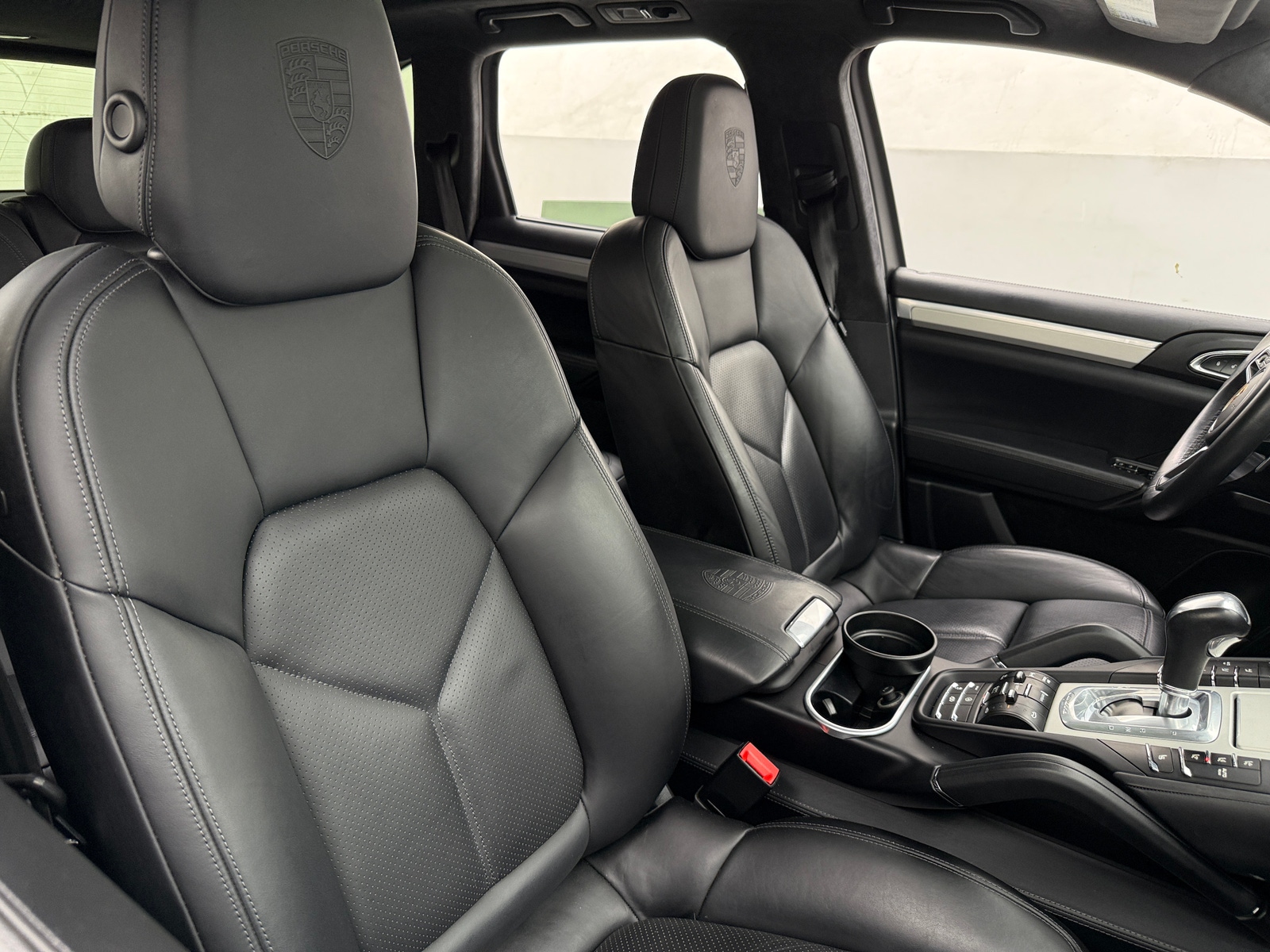 Thumbnail: 2016 Porsche Cayenne - 2