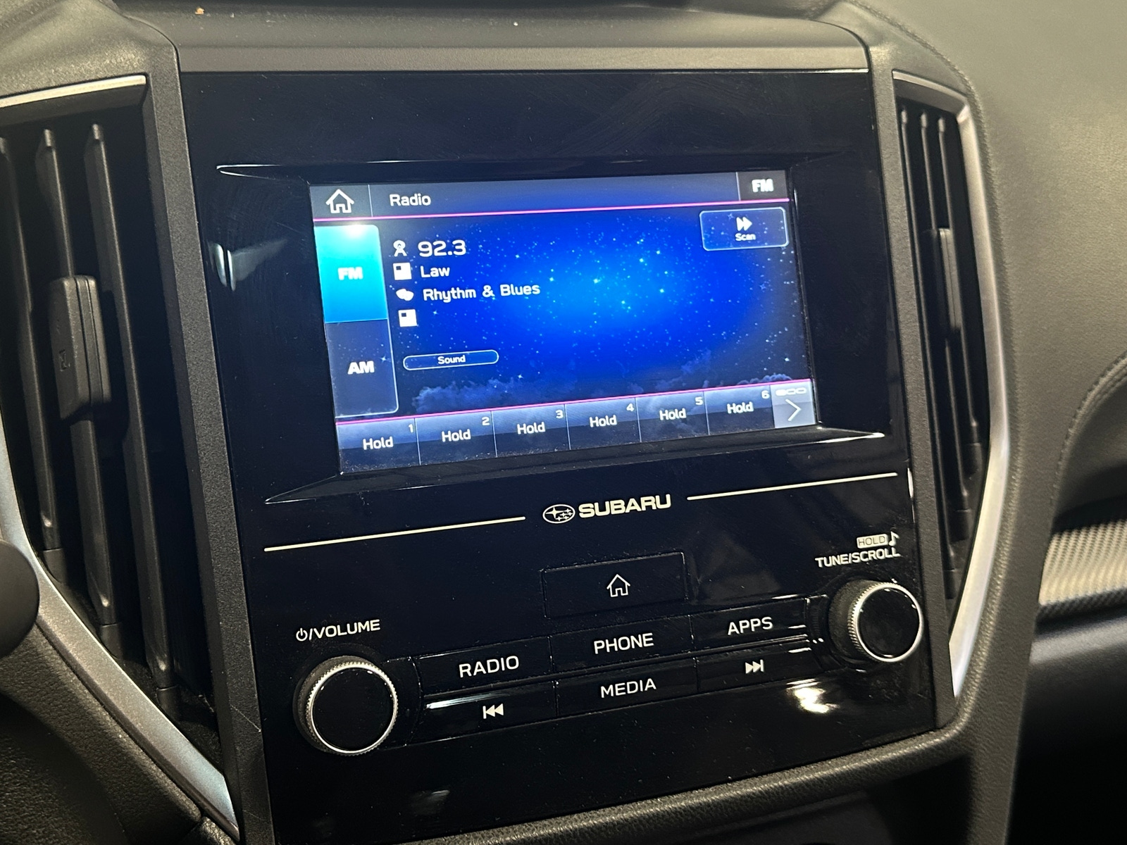 Thumbnail: 2019 Subaru Crosstrek - 4
