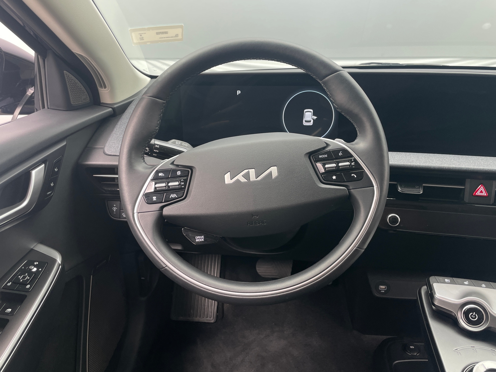 Thumbnail: 2024 Kia EV6 - 4