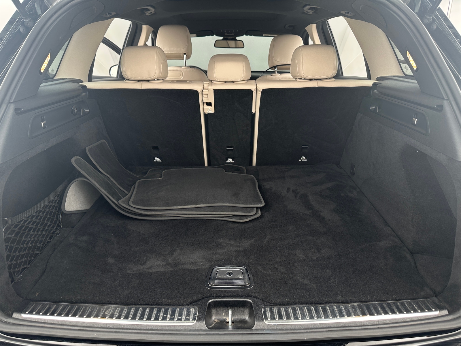 Thumbnail: 2018 Mercedes-Benz GLC - 6
