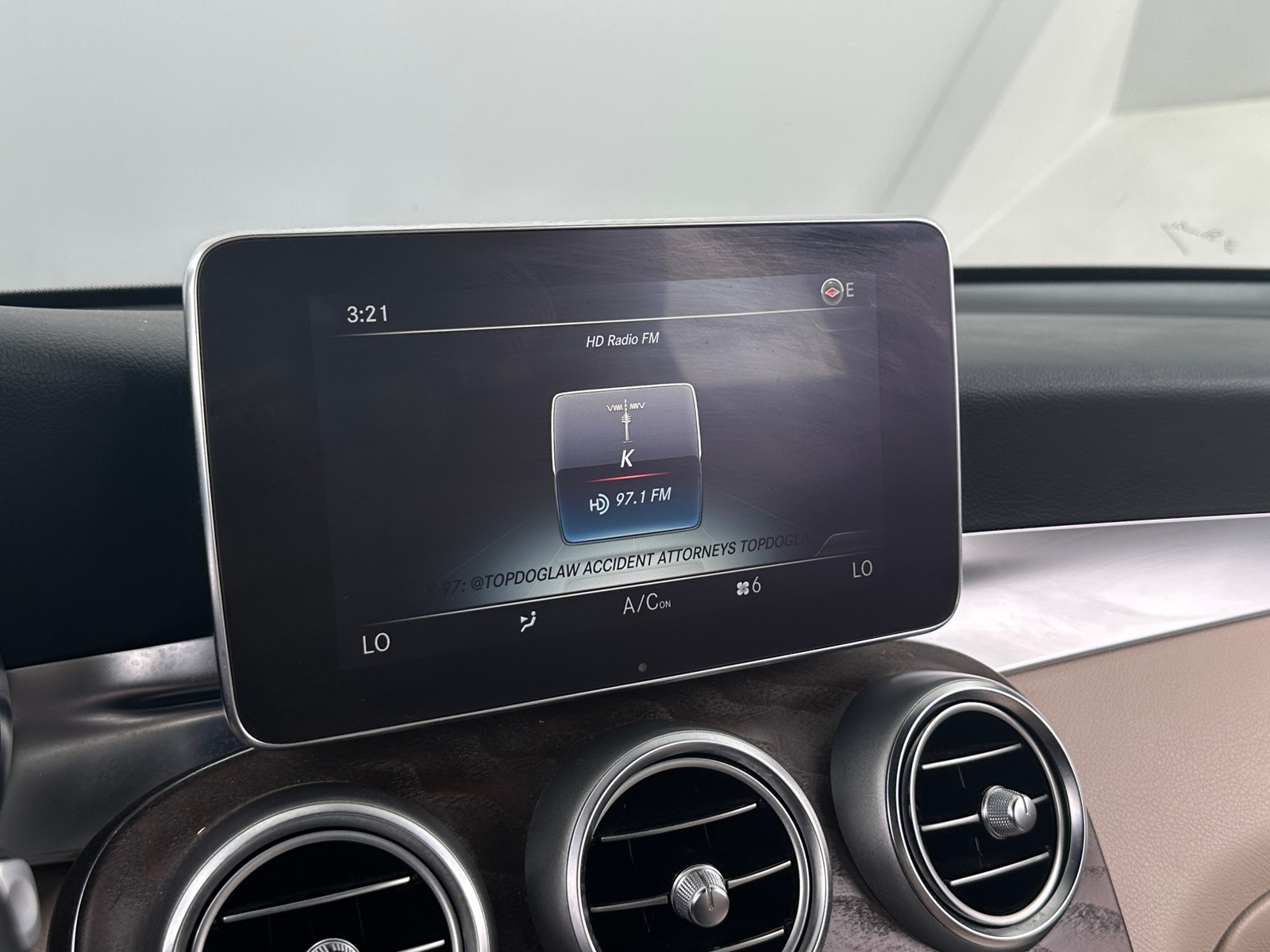 Thumbnail: 2018 Mercedes-Benz GLC - 3