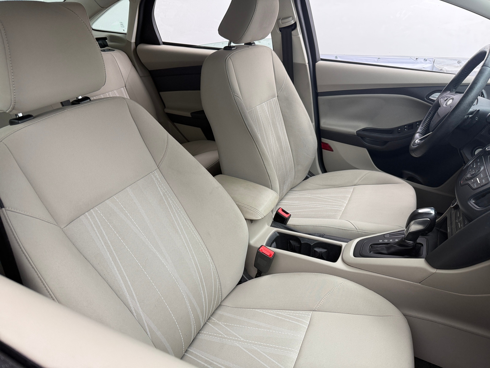 Thumbnail: 2015 Ford Focus - 2