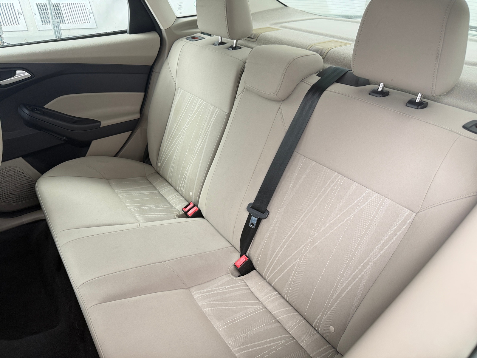 Thumbnail: 2015 Ford Focus - 6