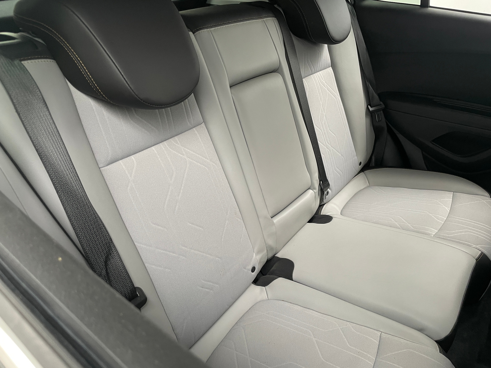Thumbnail: 2020 Chevrolet Trax - 6