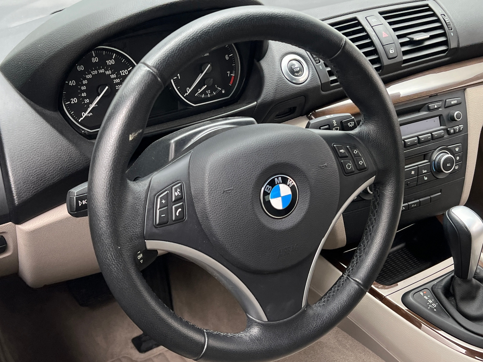 Thumbnail: 2011 BMW 1 Series - 4