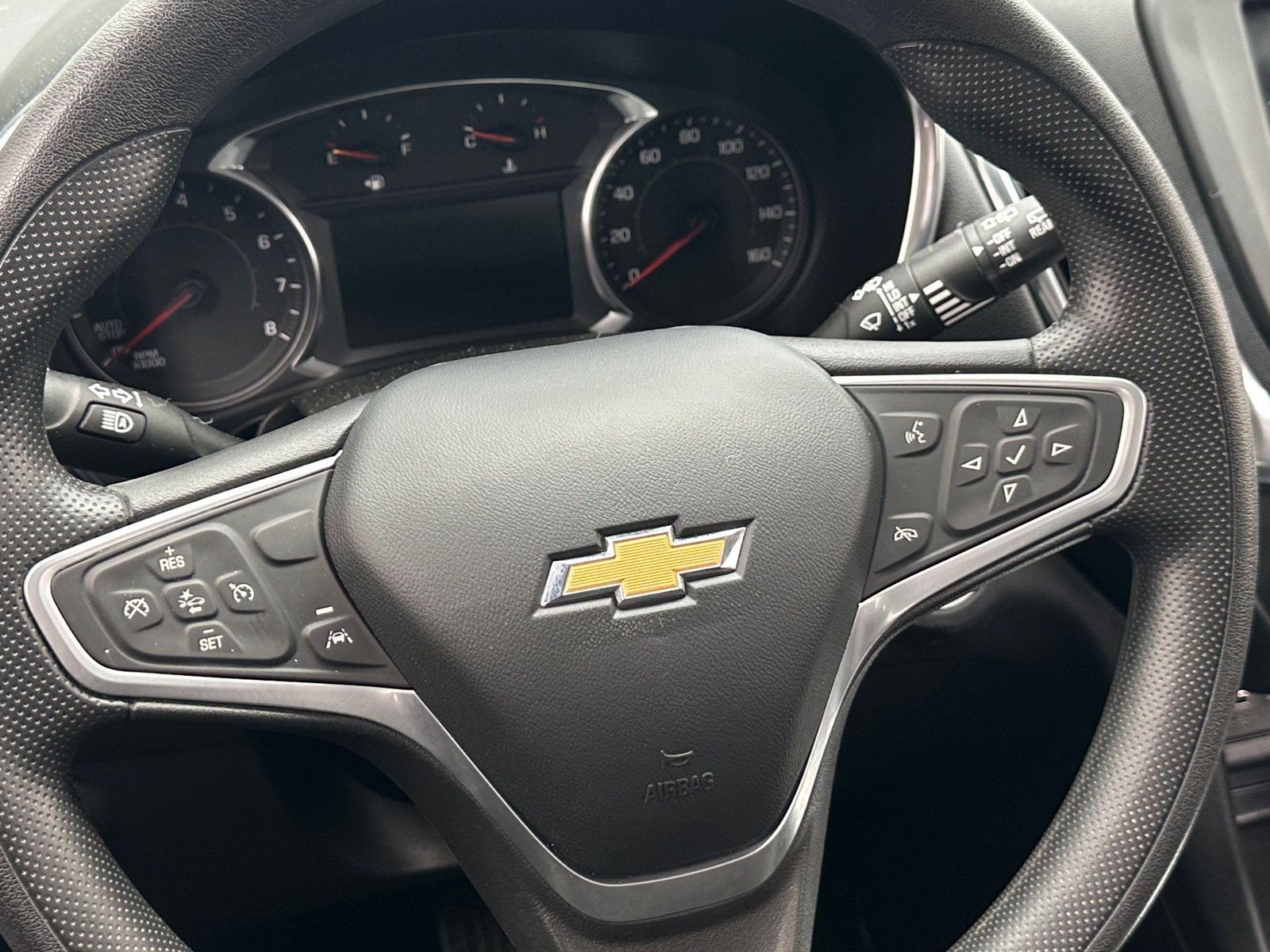 Thumbnail: 2022 Chevrolet Equinox - 5