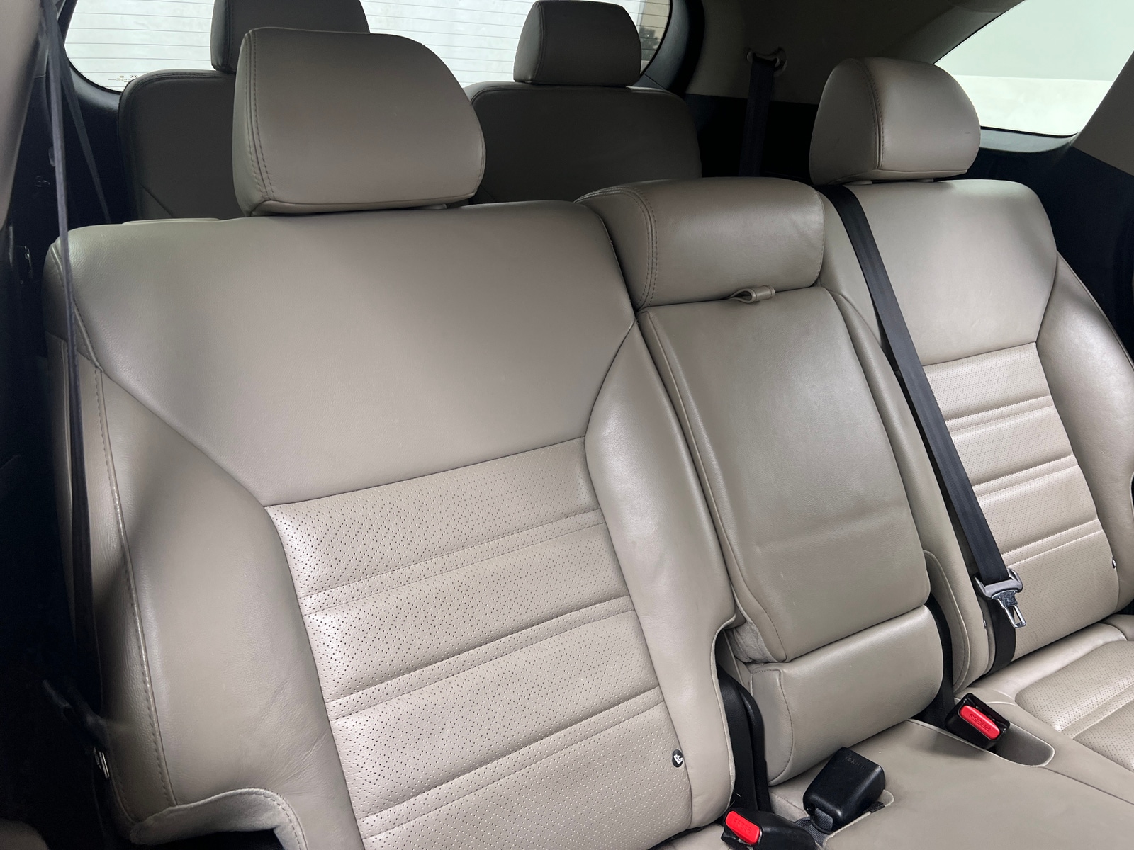 Thumbnail: 2017 Kia Sorento - 5