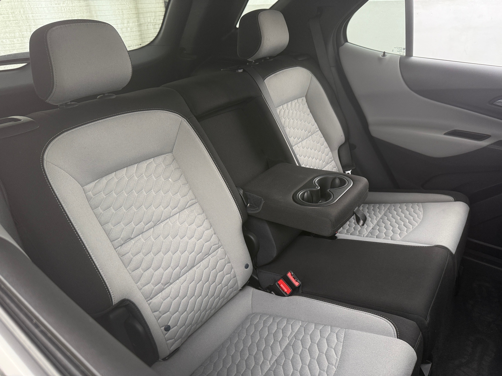 Thumbnail: 2021 Chevrolet Equinox - 6