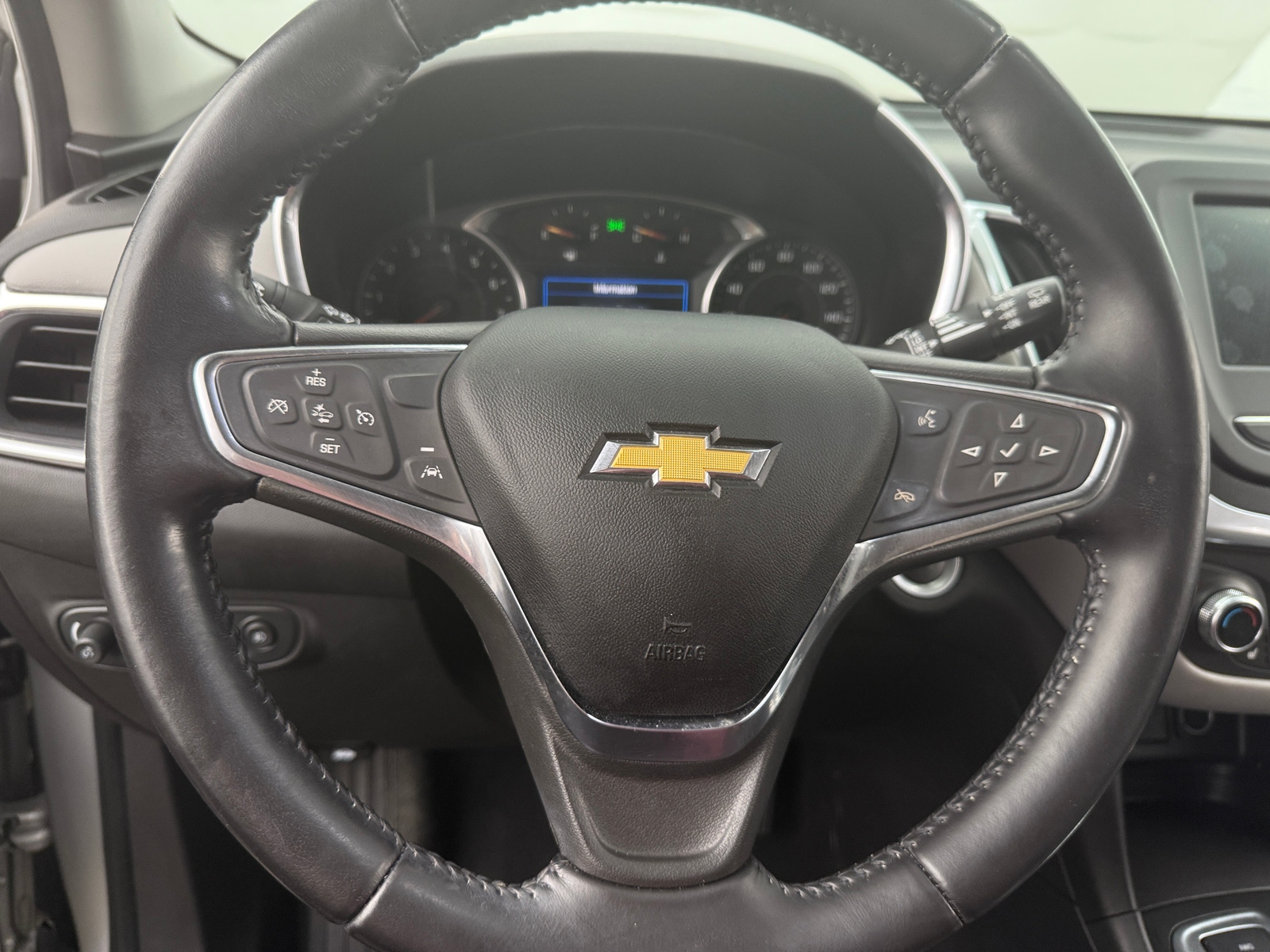 Thumbnail: 2021 Chevrolet Equinox - 5