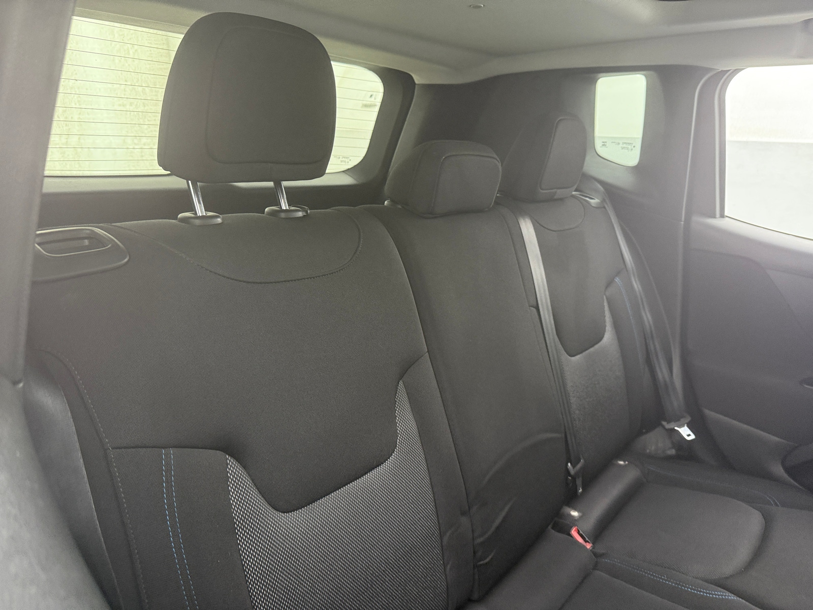 Thumbnail: 2021 Jeep Renegade - 6