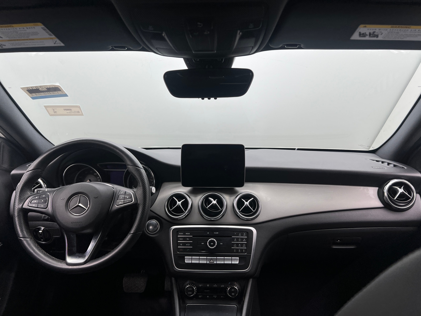 Thumbnail: 2019 Mercedes-Benz GLA - 2