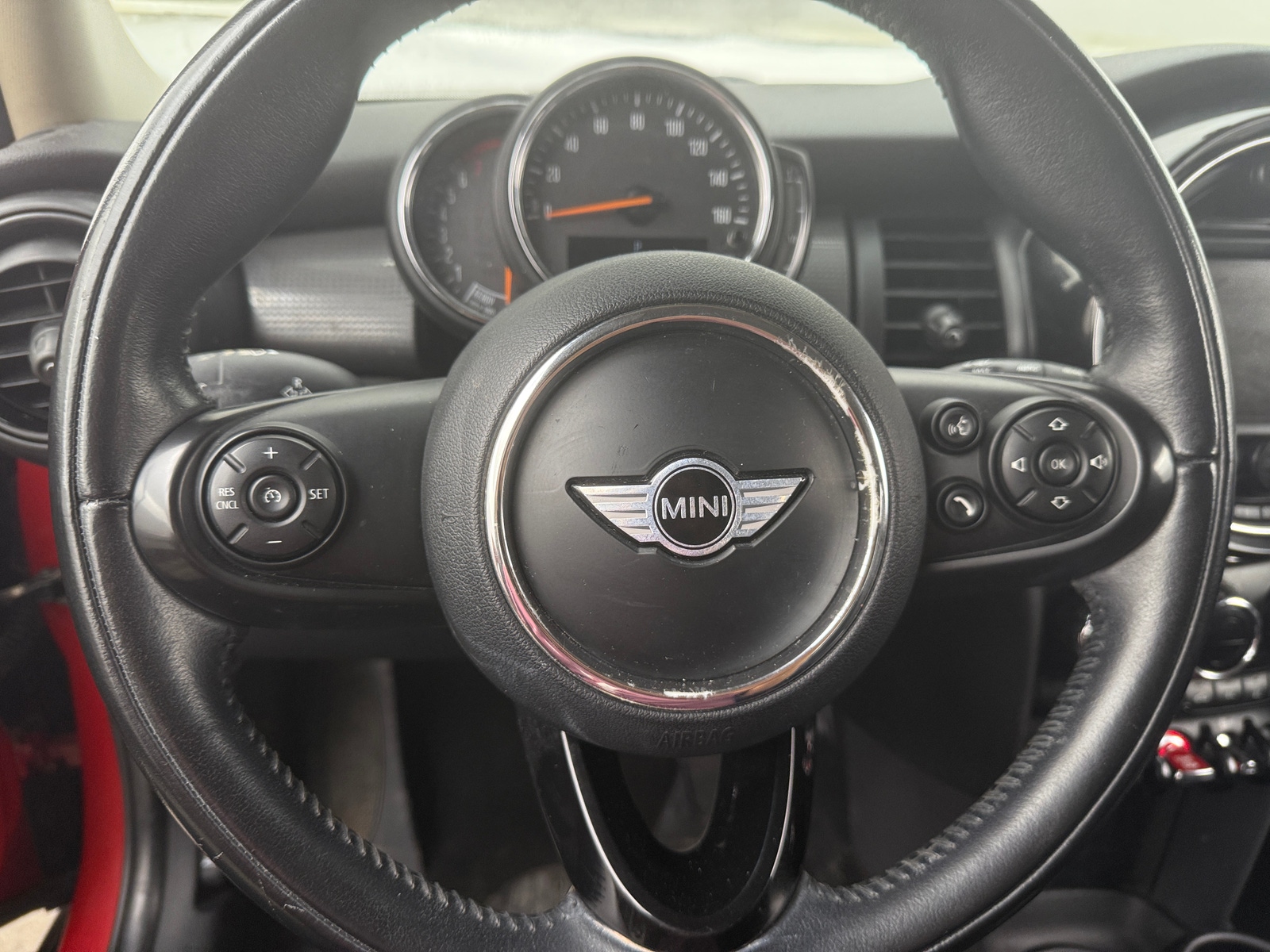 Thumbnail: 2018 MINI Cooper Hardtop - 4