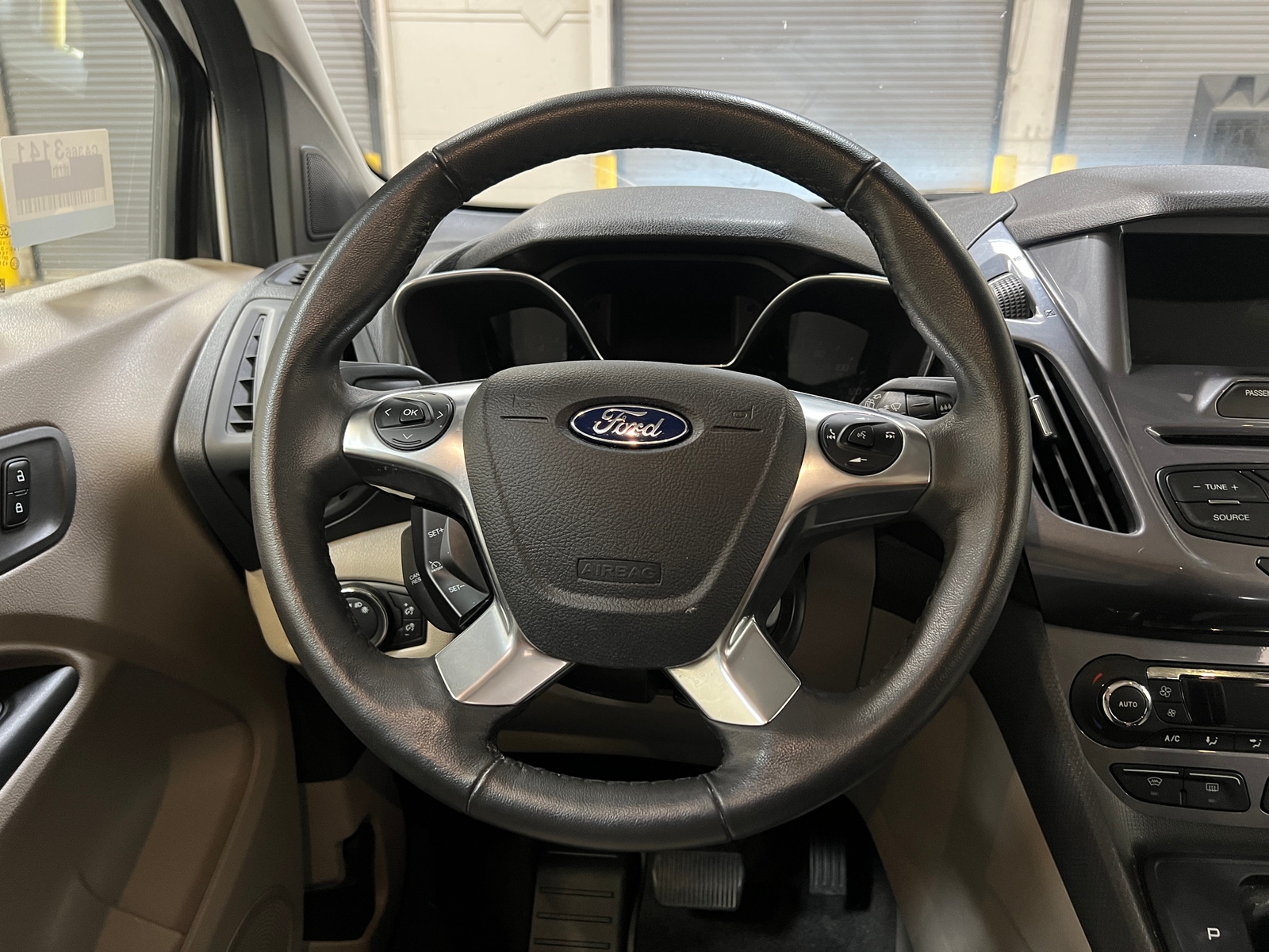 Thumbnail: 2017 Ford Transit Series - 4